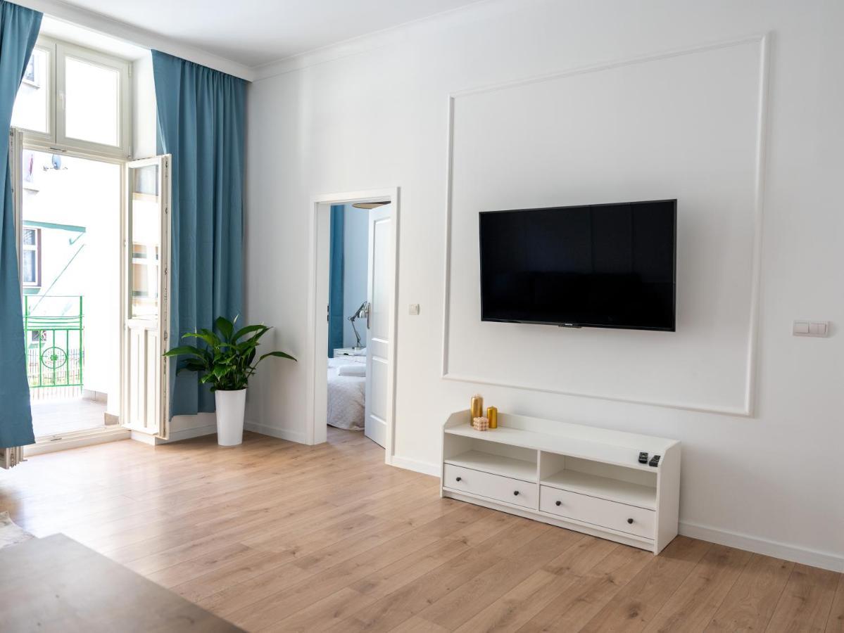 Zlote Apartamenty 6 Legnica Exterior photo